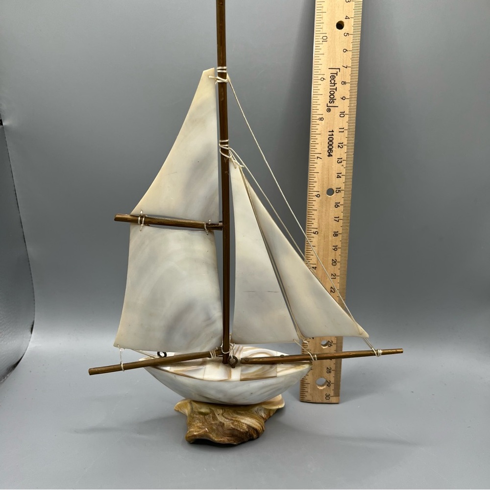Vintage Midcentury Mother Of Pearl Sail Boat Model MCM - Picture 7 of 8